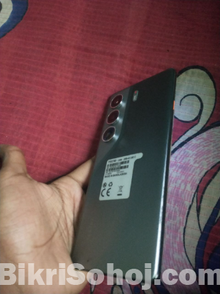 Tecno Camon 40 pro
